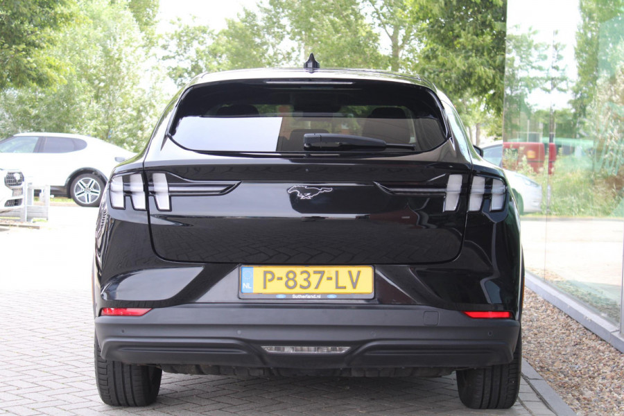 Ford Mustang Mach-E RWD 75 kWh | SOH 92,5% | B&O Audio | Technology Pack Plus | Panorama Dak | Volledig Lederen Interieur. |