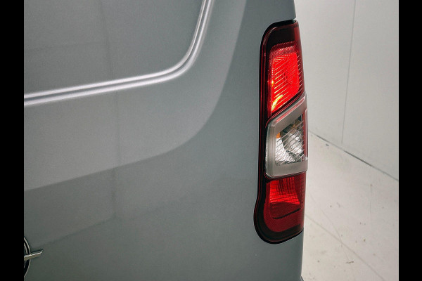 Opel Combo 1.5 BlueHDi 130PK L2 Automaat Apple Carplay / Android Auto Navigatie Trekhaak Airco Camera Cruise Control Parkeersensoren V+A DAB