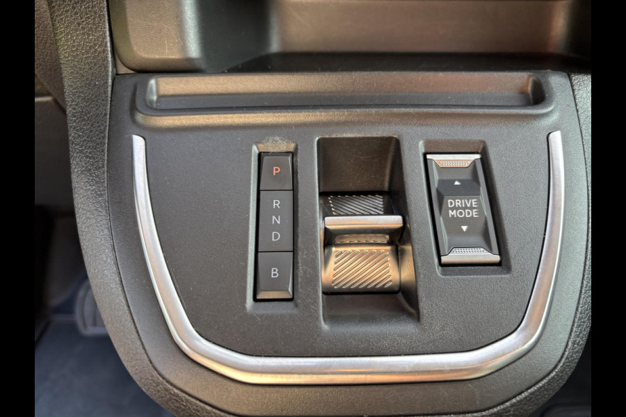 Opel Vivaro-e L3H1 Innovation DC 75 kWh | 329 km WLTP | Dubbele Schuifdeur | Camera | Trekhaak | CarPlay | Navi | 17" LMV