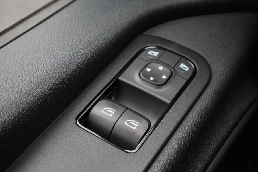 Mercedes-Benz Sprinter 314 CDI L2H2 3-Zits, Camera, Apple Carplay, Trekhaak, DAB