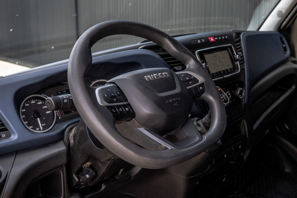 Iveco Daily L1H1 | Automaat | Trekhaak 3.5T | Volledig ingericht | LED | Camera | Cruise | Airco