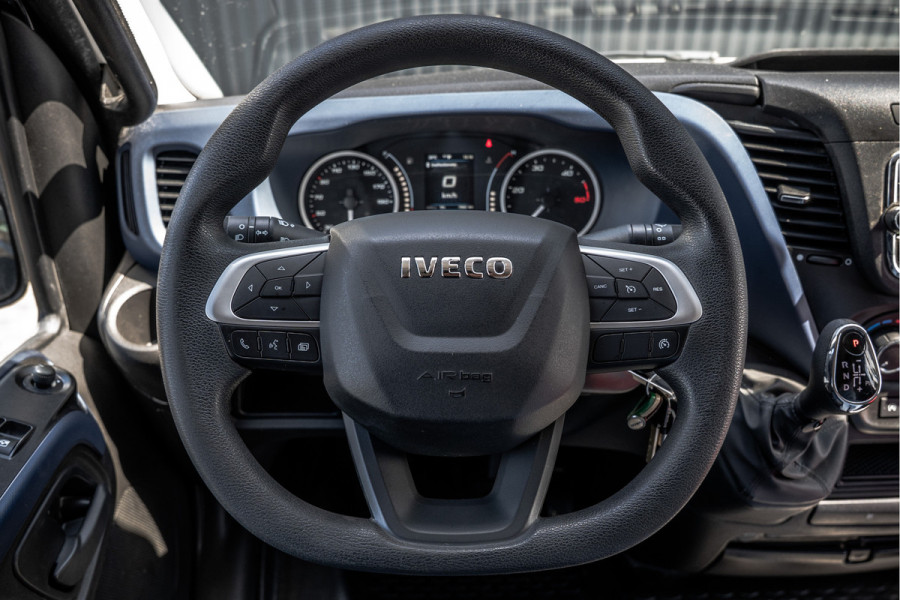 Iveco Daily L1H1 | Automaat | Trekhaak 3.5T | Volledig ingericht | LED | Camera | Cruise | Airco