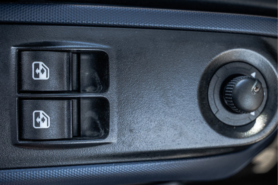 Iveco Daily L1H1 | Automaat | Trekhaak 3.5T | Volledig ingericht | LED | Camera | Cruise | Airco