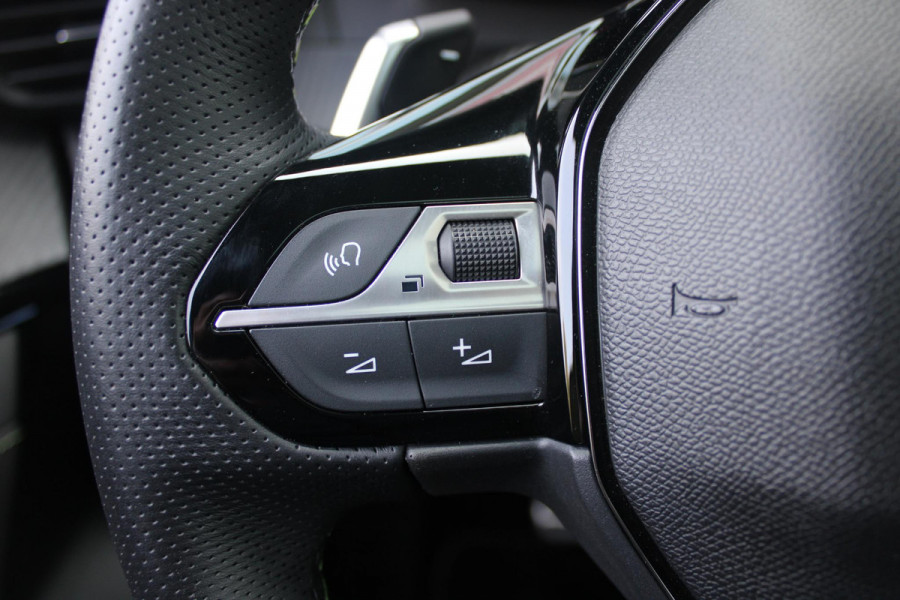 Peugeot 208 1.2 Hybrid 145PK AUTOMAAT GT | PANORAMA DAK | ADAPTIVE CRUISE CONTROL | KEYLESS ENTRY/START | LICHTMETALEN VELGEN 17" | ACHTERUITRIJ CAMERA | FULL LED KOPLAMPEN | PARKEERSENSOREN VOOR + ACHTER | DAB+ RADIO | NAVIGATIE | SFEER VERLICHTING |