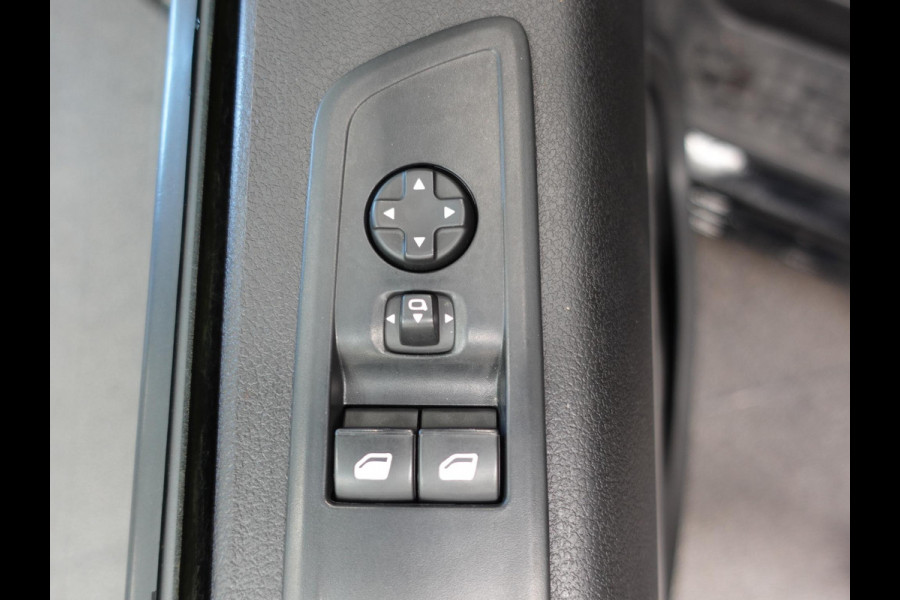 Opel Vivaro 2.0 BlueHDi 145PK Automaat L3H1 Airco Cruise Navigatie Trekhaak