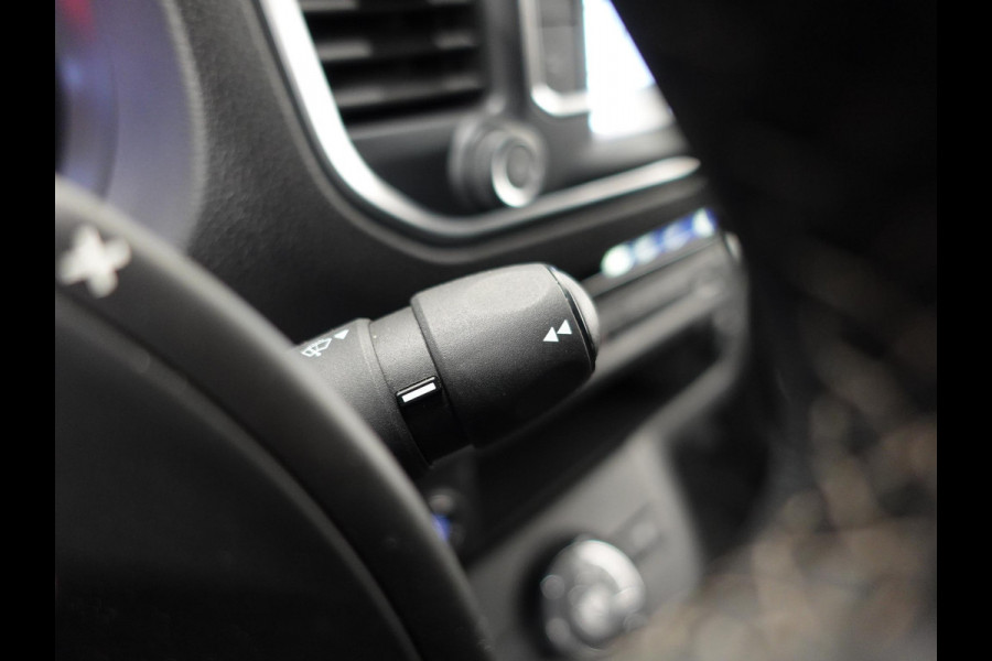 Opel Vivaro 2.0 BlueHDi 145PK Automaat L3H1 Airco Cruise Navigatie Trekhaak