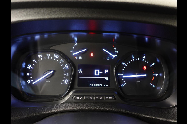 Opel Vivaro 2.0 BlueHDi 145PK Automaat L3H1 Airco Cruise Navigatie Trekhaak
