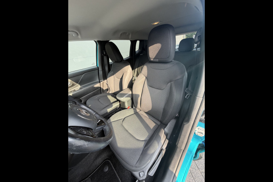 Jeep Renegade 150pk Limited Edition (Trekhaak - LED - 18"incl 4S - Automatische Airco - Stoel-/-stuurverwarming - Camera - Apple Carplay - Nav