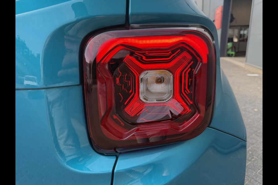 Jeep Renegade 150pk Limited Edition (Trekhaak - LED - 18"incl 4S - Automatische Airco - Stoel-/-stuurverwarming - Camera - Apple Carplay - Nav