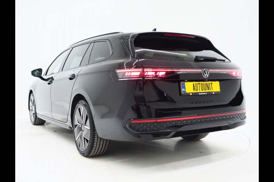 Volkswagen Passat Variant 1.5 eHybrid R-Line | 5 Jaar Garantie | Leder | Panoramadak | Stoelventilatie | Trekhaak | Harman/Kardon | Massage | 360