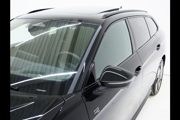 Volkswagen Passat Variant 1.5 eHybrid R-Line | 5 Jaar Garantie | Leder | Panoramadak | Stoelventilatie | Trekhaak | Harman/Kardon | Massage | 360