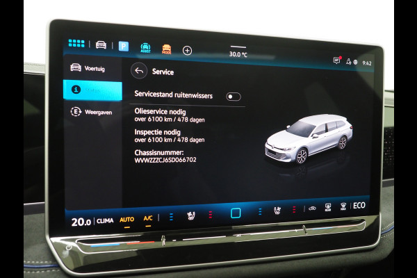 Volkswagen Passat Variant 1.5 eHybrid R-Line | 5 Jaar Garantie | Leder | Panoramadak | Stoelventilatie | Trekhaak | Harman/Kardon | Massage | 360