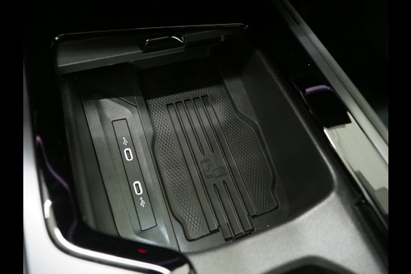 Volkswagen Passat Variant 1.5 eHybrid R-Line | 5 Jaar Garantie | Leder | Panoramadak | Stoelventilatie | Trekhaak | Harman/Kardon | Massage | 360