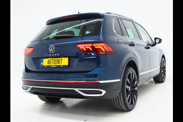 Volkswagen Tiguan 1.4 TSI eHybrid Elegance | Panoramadak | Trekhaak | Massage | 360 | Sfeerlicht | Dodehoek | Matrix | Carplay