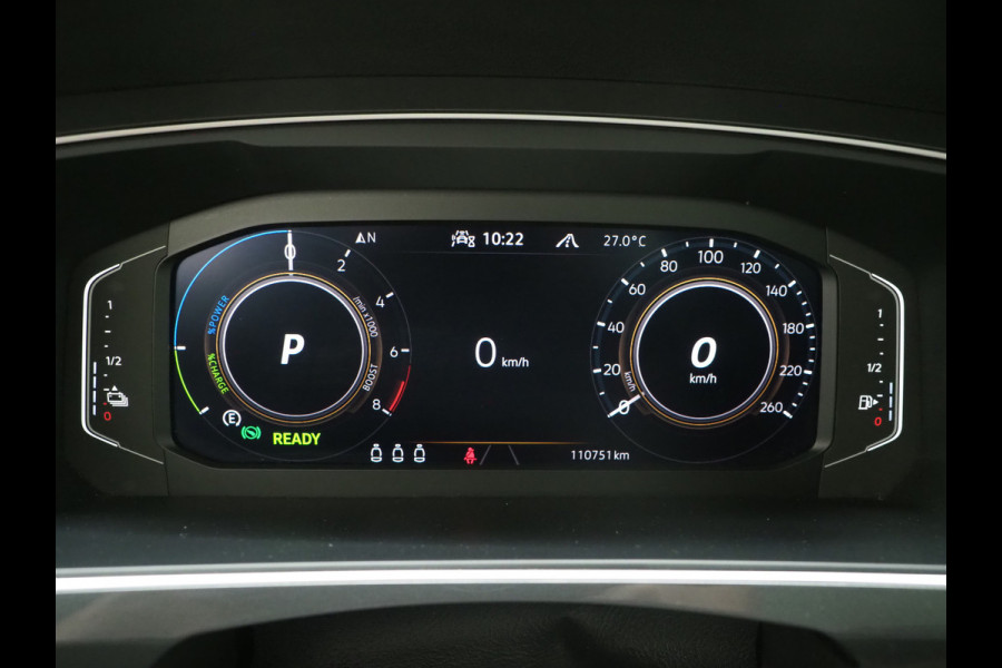 Volkswagen Tiguan 1.4 TSI eHybrid Elegance | Panoramadak | Trekhaak | Massage | 360 | Sfeerlicht | Dodehoek | Matrix | Carplay