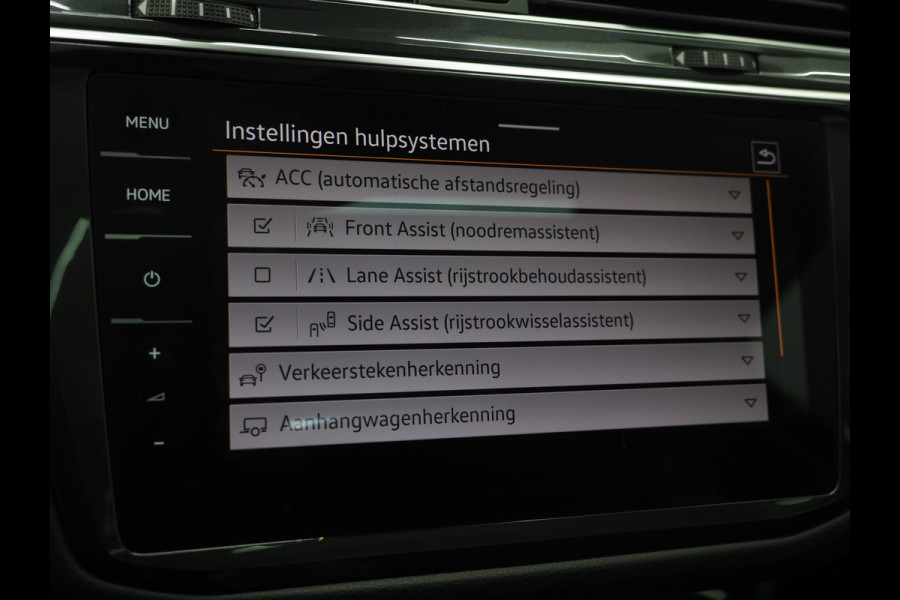 Volkswagen Tiguan 1.4 TSI eHybrid Elegance | Panoramadak | Trekhaak | Massage | 360 | Sfeerlicht | Dodehoek | Matrix | Carplay