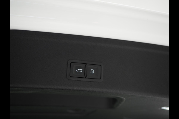 Audi A4 Avant 45 TFSI quattro Hybrid | Sportstoelen | Keyless | Virtual | Stoelverwarming | Climate | Cruise | PDC