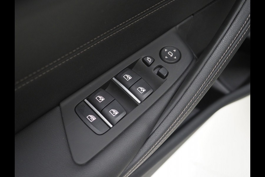 BMW 5 Serie Touring 530e | Leder | Trekhaak | 360 | Adaptive Cruise | Dodehoek | Stoelverwarming | Carplay
