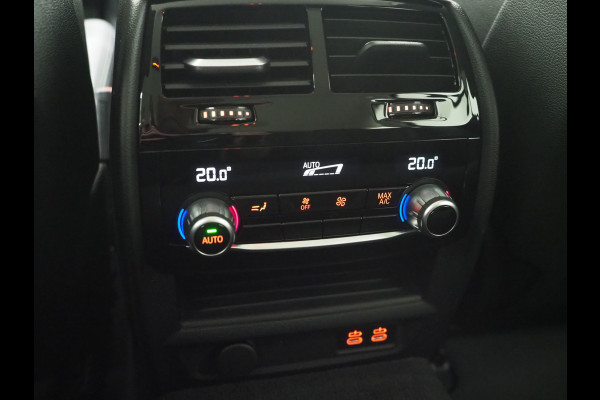 BMW 5 Serie Touring 530e | Leder | Trekhaak | 360 | Adaptive Cruise | Dodehoek | Stoelverwarming | Carplay