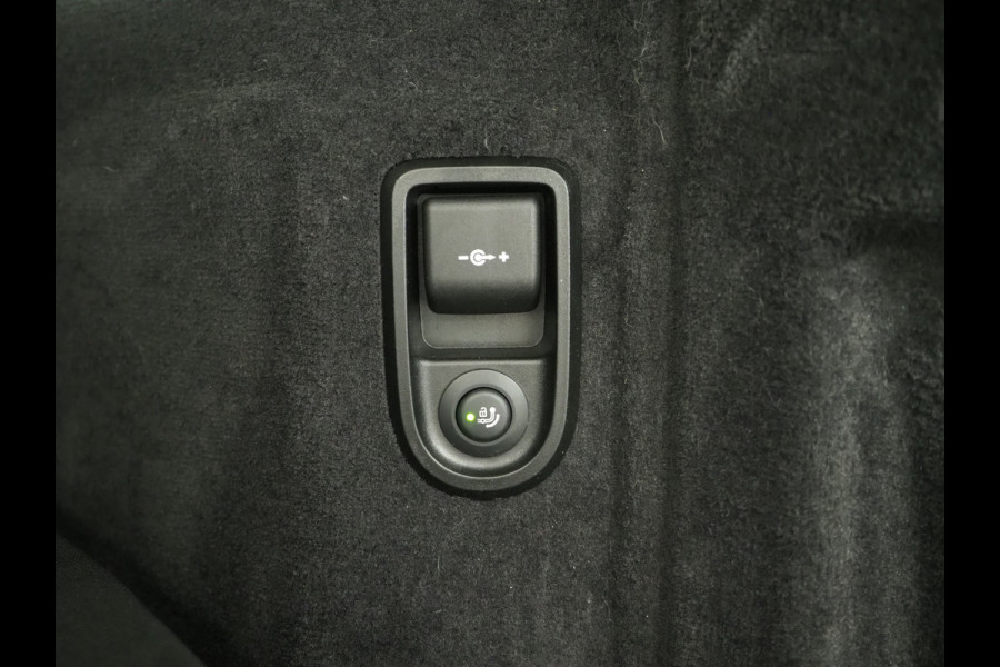 BMW 5 Serie Touring 530e | Leder | Trekhaak | 360 | Adaptive Cruise | Dodehoek | Stoelverwarming | Carplay