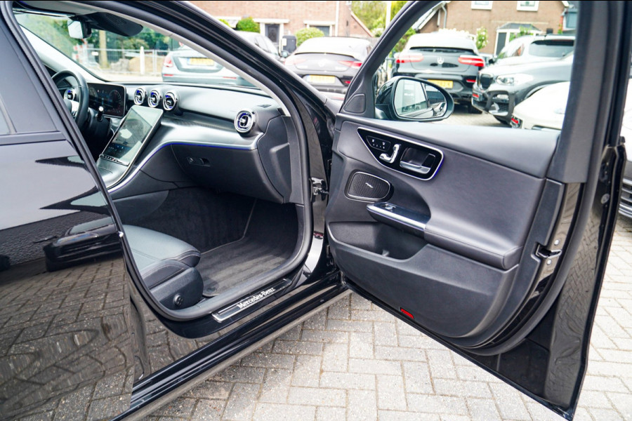 Mercedes-Benz C-Klasse Estate 300 e Luxury Line | Head Up Display | Stoelverkoeling | Panorama dak | Memory | Elek Trekhaak