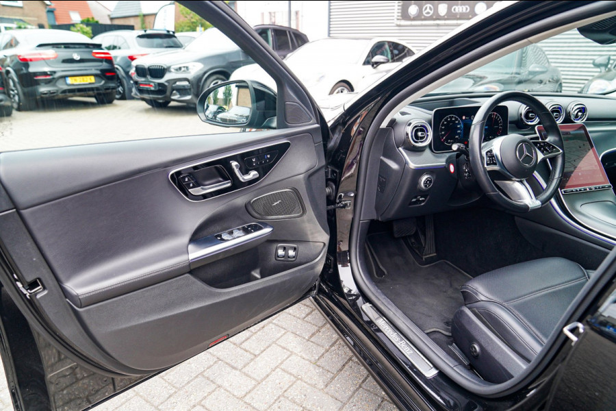 Mercedes-Benz C-Klasse Estate 300 e Luxury Line | Head Up Display | Stoelverkoeling | Panorama dak | Memory | Elek Trekhaak