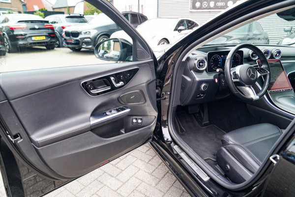 Mercedes-Benz C-Klasse Estate 300 e Luxury Line | Head Up Display | Stoelverkoeling | Panorama dak | Memory | Elek Trekhaak