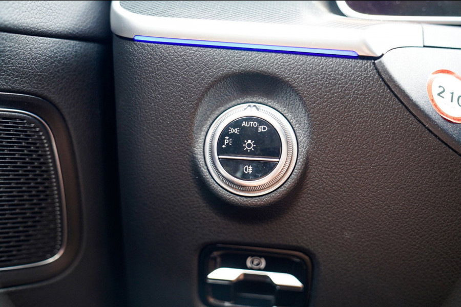 Mercedes-Benz C-Klasse Estate 300 e Luxury Line | Head Up Display | Stoelverkoeling | Panorama dak | Memory | Elek Trekhaak
