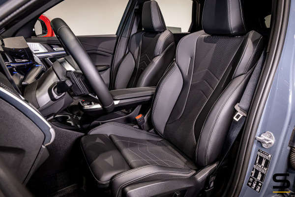 BMW X1 XDrive23i|M-sport|Pano|E-trek|20inch|H&K|HUD|Cam|Gara