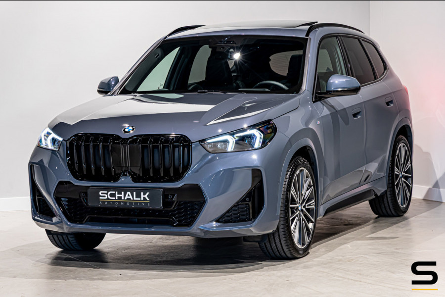 BMW X1 XDrive23i|M-sport|Pano|E-trek|20inch|H&K|HUD|Cam|Gara