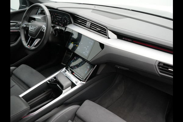 Audi Q8 e-tron 55 Quattro S Line 114 kWh 408pk Dealer O.H. | Trekhaak Afn. | Luchtvering | Adaptive Cruise | Head Up | Matrix LED | Camera | Alcantara Sportstoelen Verwarmd | Sfeerverlichting | Keyless | Navigatie | Virtual | DAB |