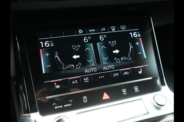 Audi Q8 e-tron 55 Quattro S Line 114 kWh 408pk Dealer O.H. | Trekhaak Afn. | Luchtvering | Adaptive Cruise | Head Up | Matrix LED | Camera | Alcantara Sportstoelen Verwarmd | Sfeerverlichting | Keyless | Navigatie | Virtual | DAB |