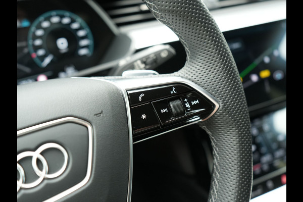 Audi Q8 e-tron 55 Quattro S Line 114 kWh 408pk Dealer O.H. | Trekhaak Afn. | Luchtvering | Adaptive Cruise | Head Up | Matrix LED | Camera | Alcantara Sportstoelen Verwarmd | Sfeerverlichting | Keyless | Navigatie | Virtual | DAB |