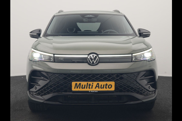 Volkswagen Tiguan 1.5 eHybrid R-Line Edition PHEV 204pk Dealer O.H. | Adaptive Cruise | Head Up | Camera | IQ Light | Sportstoelen Massage & Verwarmd | Sfeerverlichting | Stuur Verwarmd | Keyless | Blis | Apple Carplay | Navigatie | DAB | Plug In Hybrid |