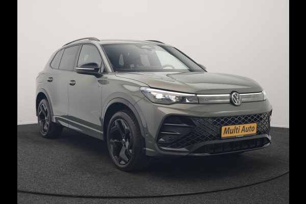 Volkswagen Tiguan 1.5 eHybrid R-Line Edition PHEV 204pk Dealer O.H. | Adaptive Cruise | Head Up | Camera | IQ Light | Sportstoelen Massage & Verwarmd | Sfeerverlichting | Stuur Verwarmd | Keyless | Blis | Apple Carplay | Navigatie | DAB | Plug In Hybrid |
