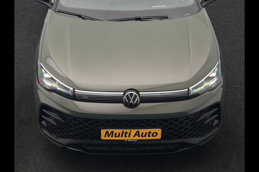 Volkswagen Tiguan 1.5 eHybrid R-Line Edition PHEV 204pk Dealer O.H. | Adaptive Cruise | Head Up | Camera | IQ Light | Sportstoelen Massage & Verwarmd | Sfeerverlichting | Stuur Verwarmd | Keyless | Blis | Apple Carplay | Navigatie | DAB | Plug In Hybrid |