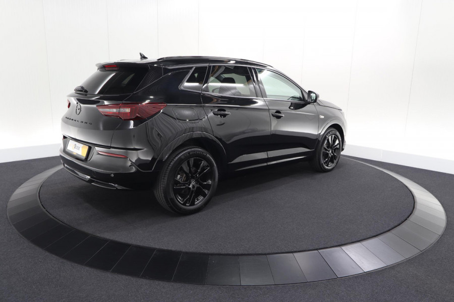 Opel Grandland 1.6 Turbo Plug-In Hybrid 225 Ultimate | Adaptieve Cruise Control | Camera | Navigatie | Stuurwielverwarming