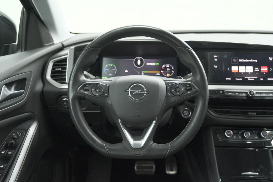 Opel Grandland 1.6 Turbo Plug-In Hybrid 225 Ultimate | Adaptieve Cruise Control | Camera | Navigatie | Stuurwielverwarming