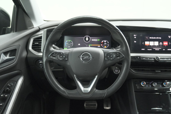 Opel Grandland 1.6 Turbo Plug-In Hybrid 225 Ultimate | Adaptieve Cruise Control | Camera | Navigatie | Stuurwielverwarming