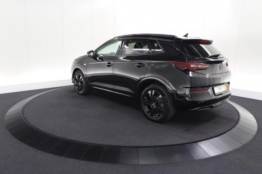 Opel Grandland 1.6 Turbo Plug-In Hybrid 225 Ultimate | Adaptieve Cruise Control | Camera | Navigatie | Stuurwielverwarming