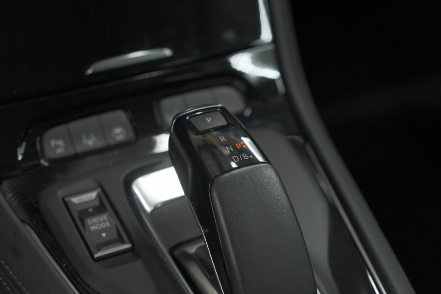 Opel Grandland 1.6 Turbo Plug-In Hybrid 225 Ultimate | Adaptieve Cruise Control | Camera | Navigatie | Stuurwielverwarming
