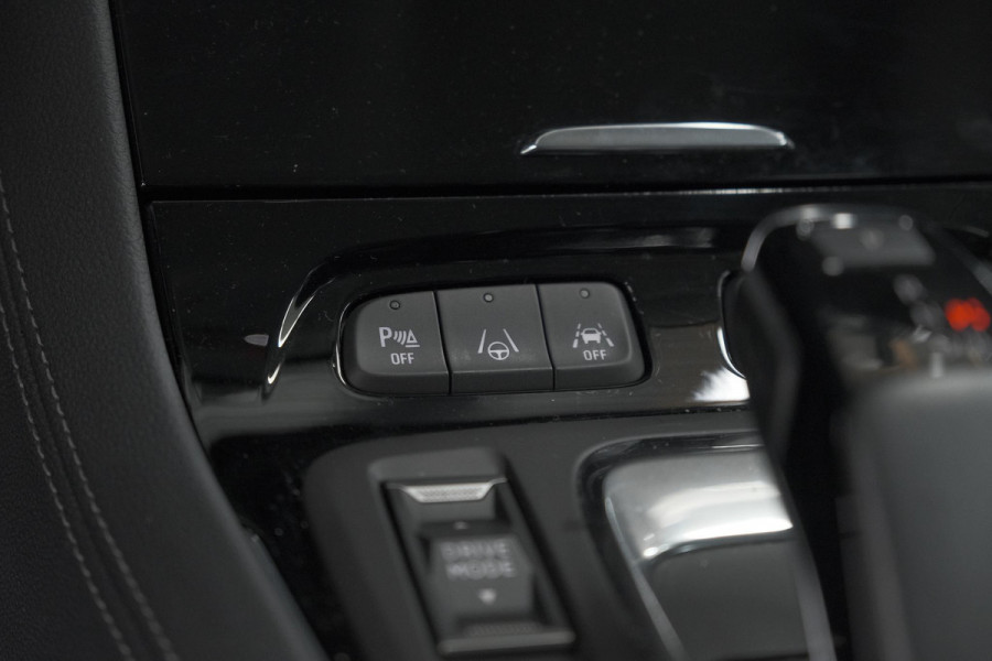 Opel Grandland 1.6 Turbo Plug-In Hybrid 225 Ultimate | Adaptieve Cruise Control | Camera | Navigatie | Stuurwielverwarming