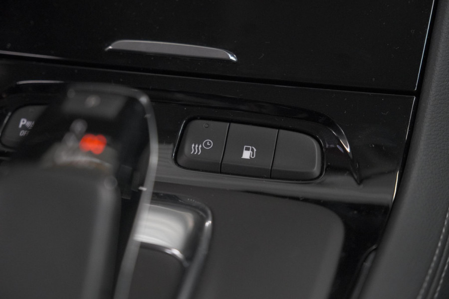 Opel Grandland 1.6 Turbo Plug-In Hybrid 225 Ultimate | Adaptieve Cruise Control | Camera | Navigatie | Stuurwielverwarming