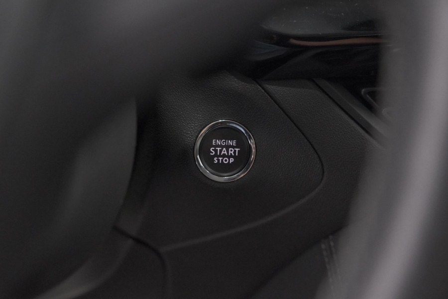 Opel Grandland 1.6 Turbo Plug-In Hybrid 225 Ultimate | Adaptieve Cruise Control | Camera | Navigatie | Stuurwielverwarming