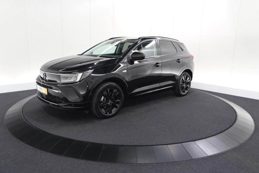 Opel Grandland 1.6 Turbo Plug-In Hybrid 225 Ultimate | Adaptieve Cruise Control | Camera | Navigatie | Stuurwielverwarming