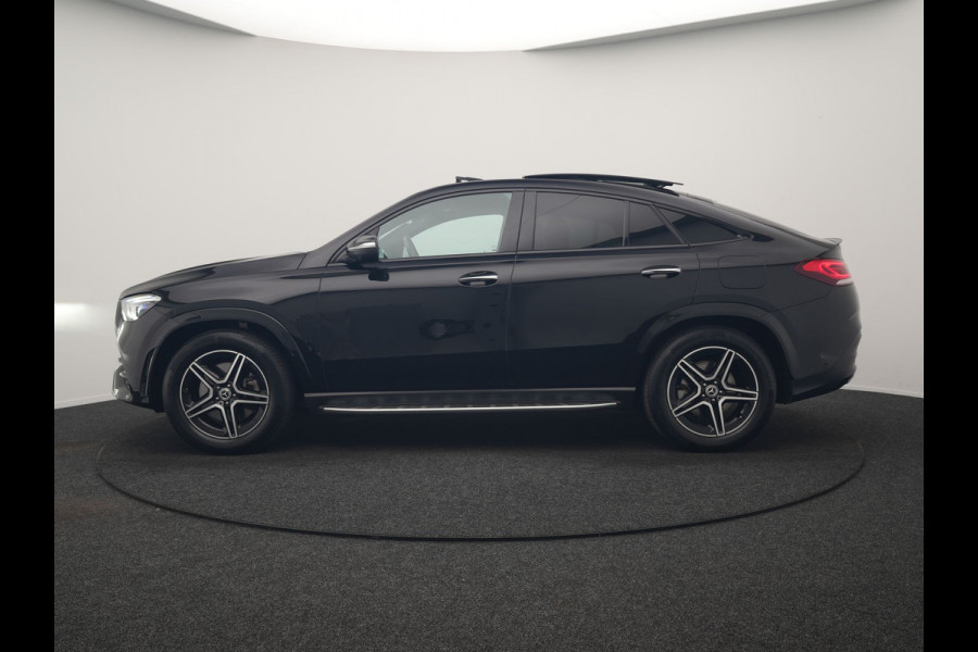 Mercedes-Benz GLE Coupé 350 e 4MATIC AMG Line PHEV 333pk Dealer O.H. | Luchtvering | Panodak | Adaptive Cruise | Head Up | 360 Camera | Burmester Audio | Lederen Sportstoelen Verwarmd | Multibeam LED | Sfeerverlichting | Widescreen Navi | Keyless | Blis | Plug In Hybrid |