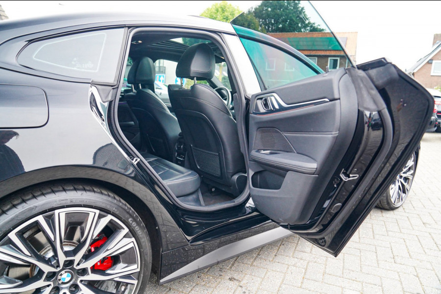 BMW 4 Serie Gran Coupé 420i Business Edition Plus | Head up Display | Stuurwielverwarming | Panoramadak