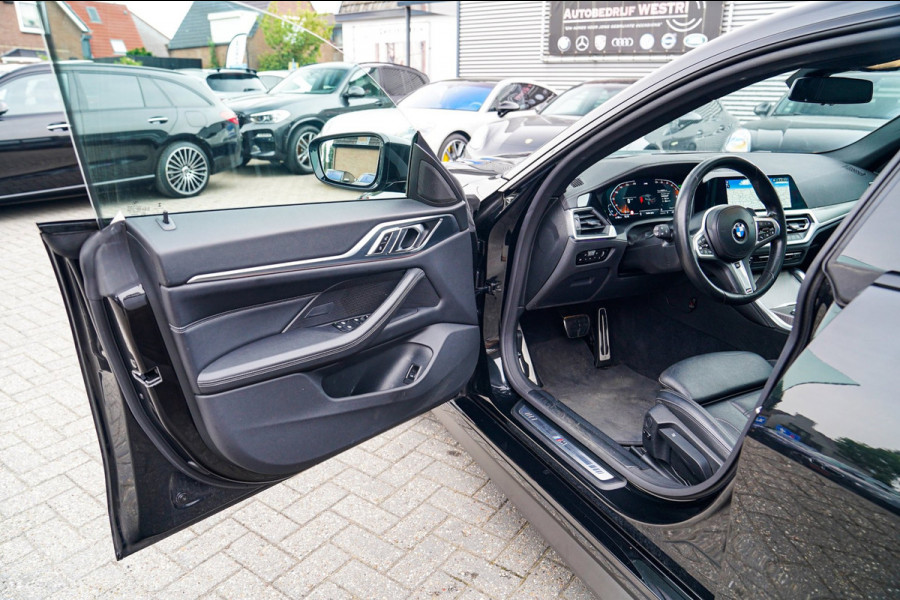 BMW 4 Serie Gran Coupé 420i Business Edition Plus | Head up Display | Stuurwielverwarming | Panoramadak