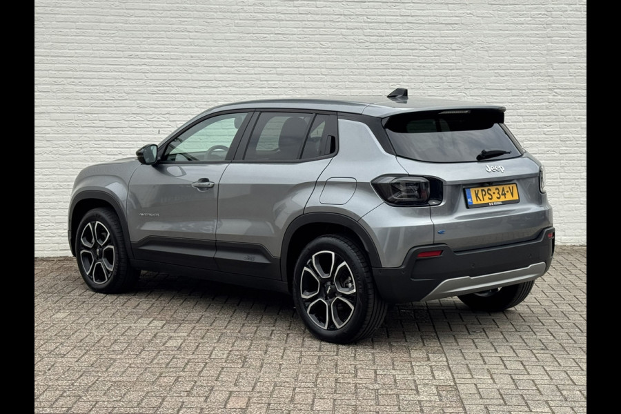 Jeep Avenger Summit 54 kWh Clima Camera Carplay Adaptive Cruise PDC voor en achter Half Leder