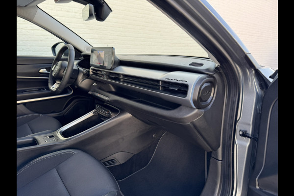 Jeep Avenger Summit 54 kWh Clima Camera Carplay Adaptive Cruise PDC voor en achter Half Leder